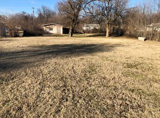 201 W Springfield St, Aurora, MO 65605