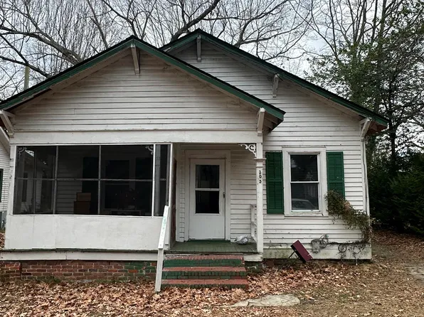 305 W Franklin Street, Enfield, NC 27823