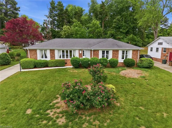 3420 Glouchester Ln, Greensboro, NC 27410