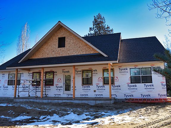 4th image of 2151 Highland Flats Rd