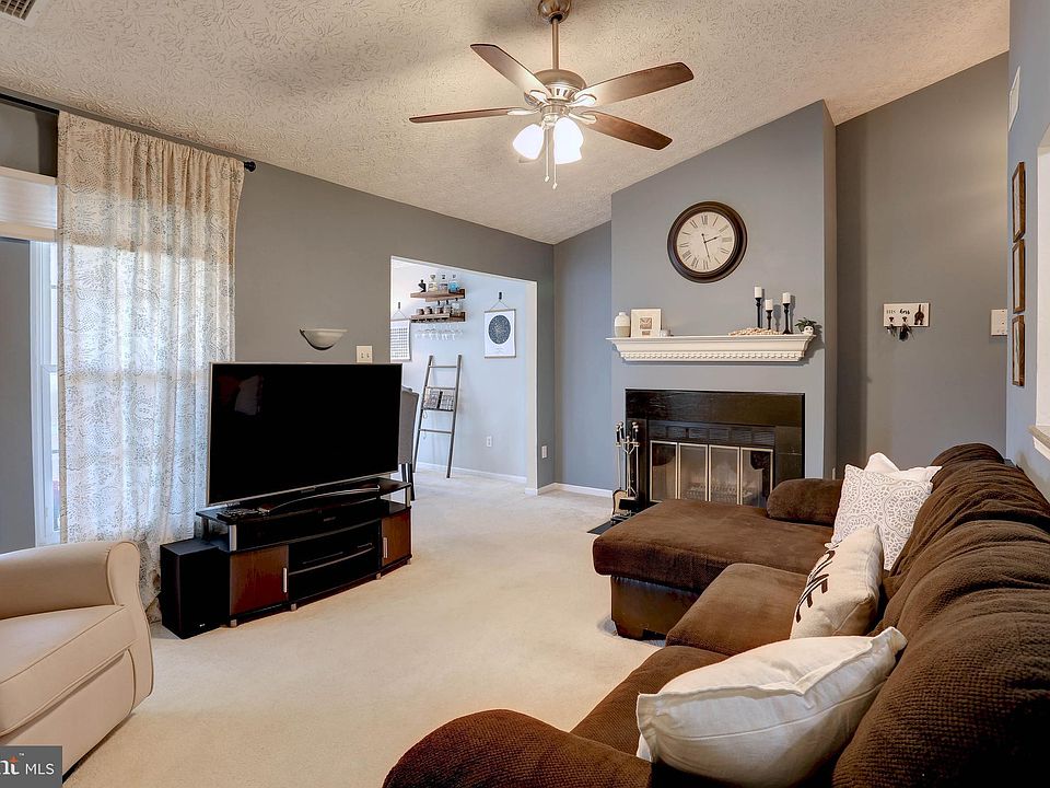 1st image of 622 Southern Hills Dr #A-1m
