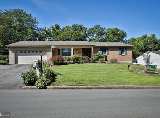 2030 Aster Rd, Macungie, PA 18062