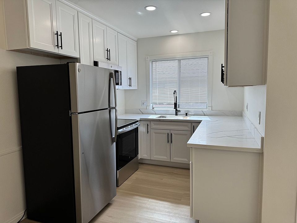 1st image of 4443 Kansas St APT 7