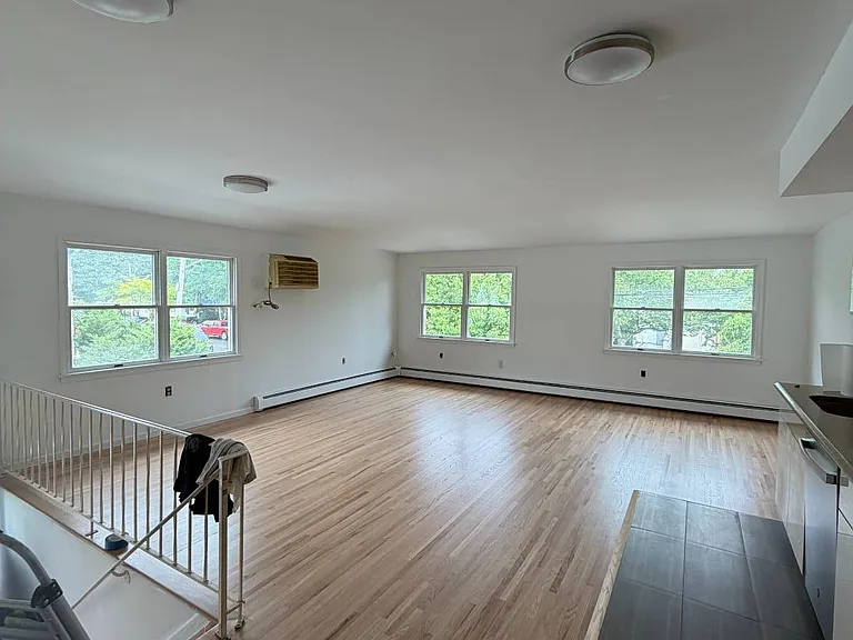 355 Avenue Darlington #1 — Photo 3