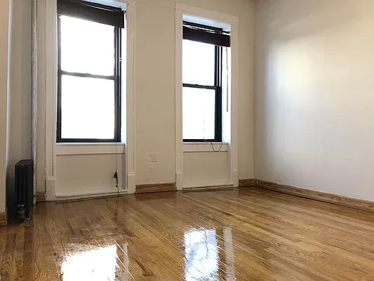 Rented by Lang Realty LLC | media 16