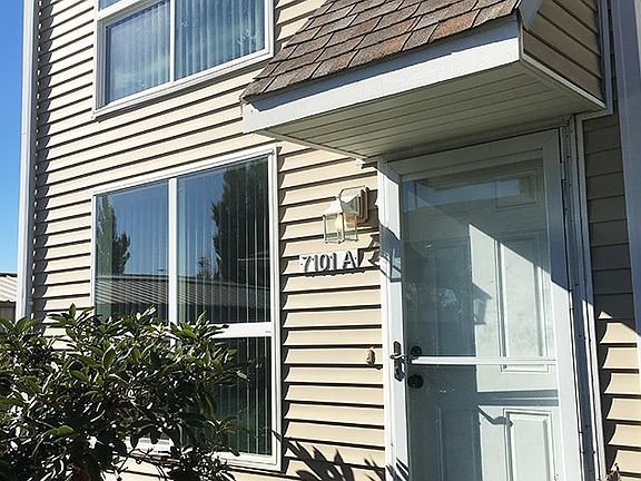 2nd image of 7101 NE 43rd St APT A