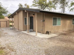 5701 Wildwood Dr, Redding, CA 96001
