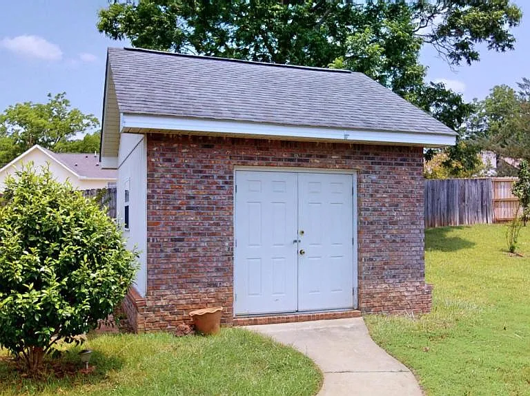 808 Dixie Dr — Photo 26