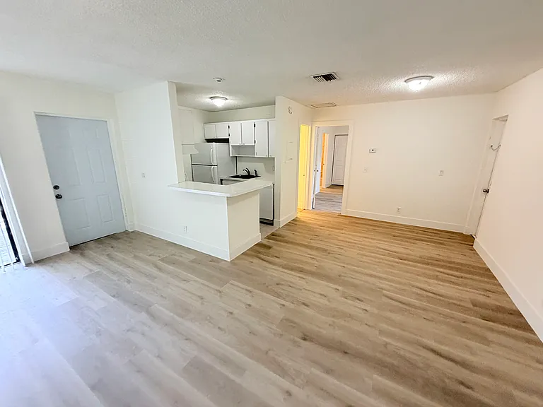 34 Crossings Cir #D — Photo 2