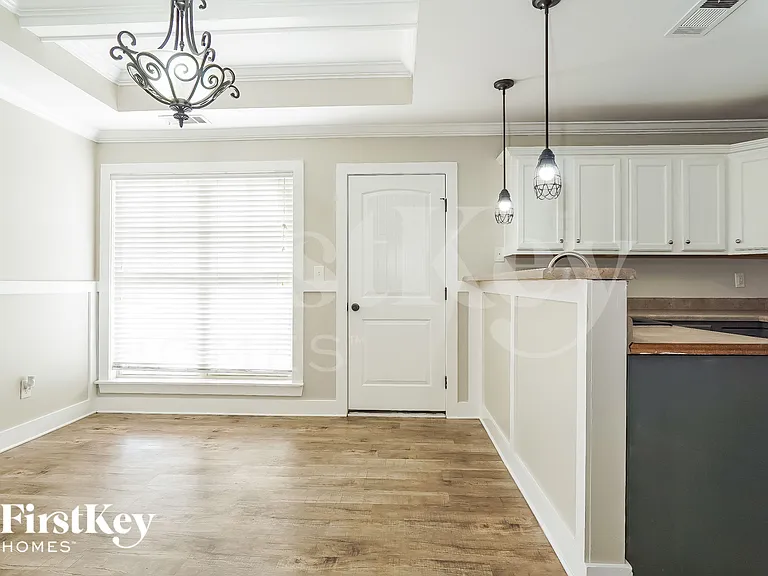 236 Stonecreek Pl — Photo 6