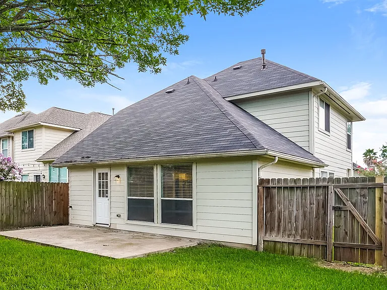 8238 Fuqua Gardens Dr — Photo 17