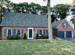30 Woodland Rd, Shrewsbury, MA 01545