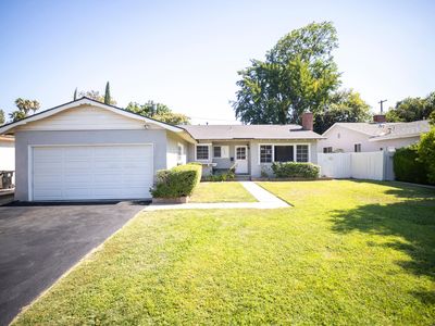 22252 Hamlin St, Canoga Park, CA, 91303