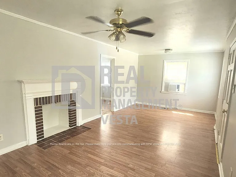 3323 Guthrie Dr — Photo 2