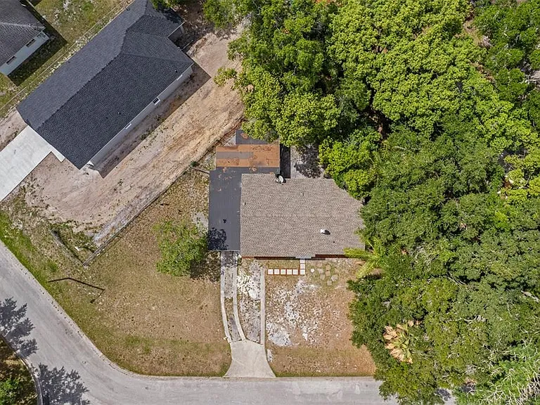 1218 Crescent St — Photo 30
