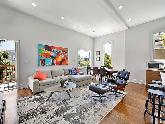 4th image of 259 Sanchez St