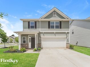 2803 Curbstone Ln, Charlotte, NC 28213