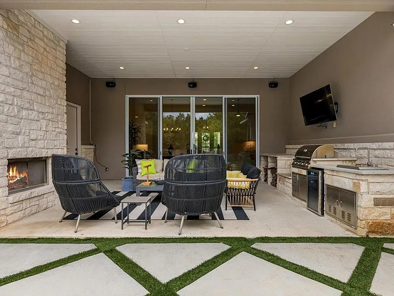 101 Onion Creek Ln — Photo 35