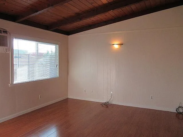 4455 Pacific St #4 — Photo 7