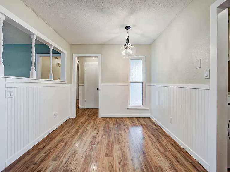 721 Vicksburg Ave — Photo 15