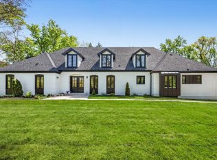 1975 Sunset Ridge Rd, Northfield, IL 60093
