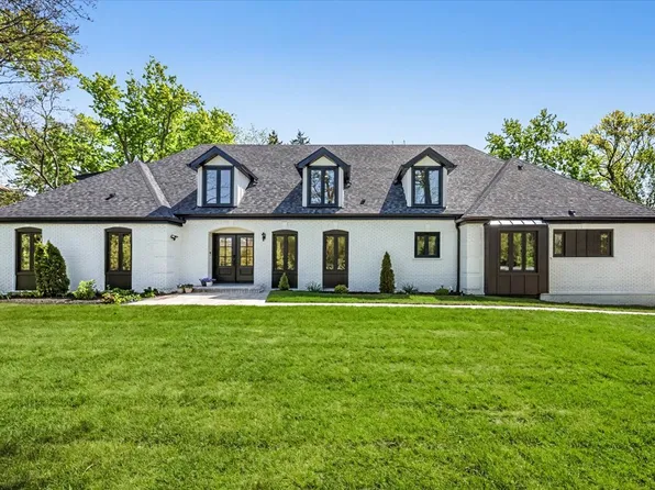1975 Sunset Ridge Rd, Northfield, IL 60093