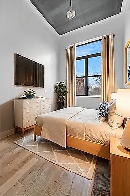 5th image of 187 Wilson Ave #2I