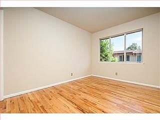 5th image of 1515 Day Ave