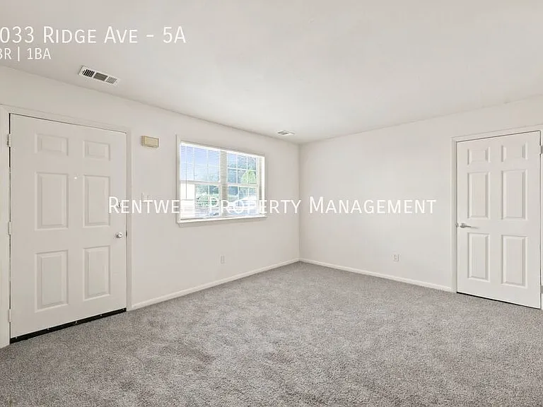 7033 Ridge Ave #5A — Photo 5