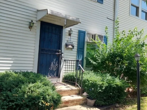 13 Hayward St, East Orange City, NJ 07017