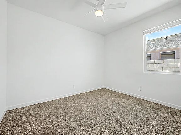 3rd image of 2194 E Haflinger Way