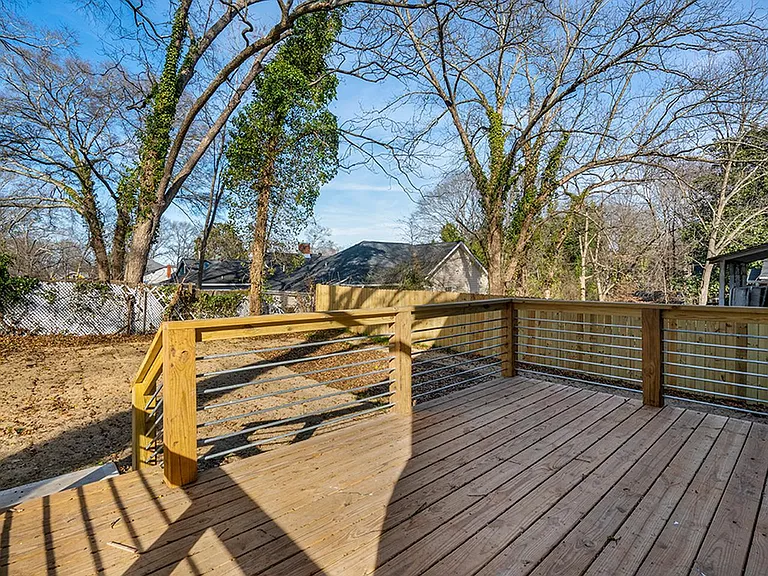 1321 Oak St SW — Photo 22