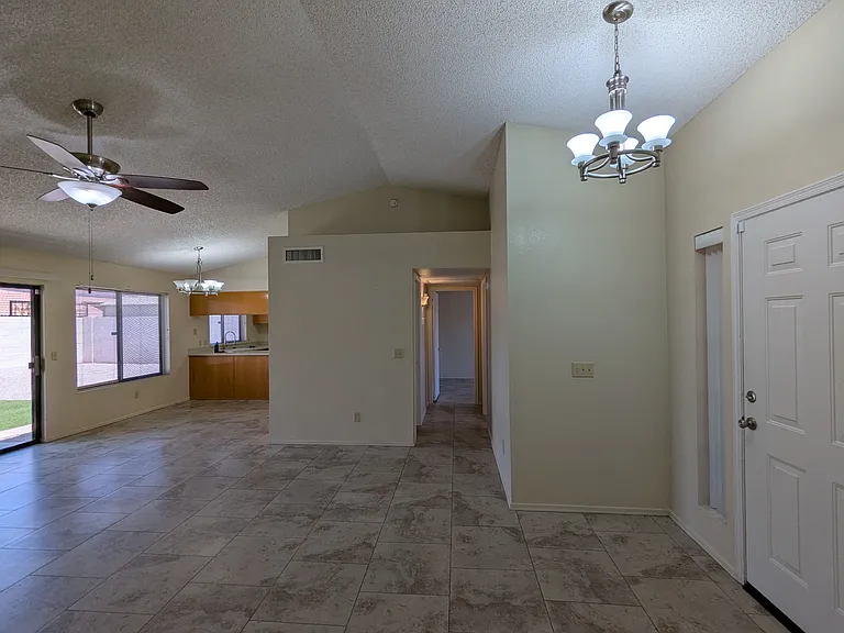 5460 E Emerald Ave — Photo 4