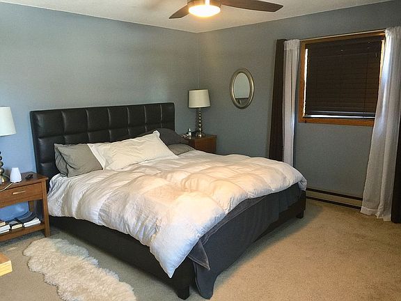 Master, walk-in closet, bath