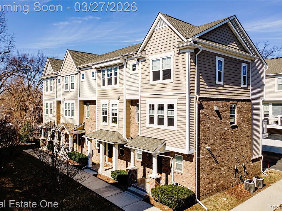 1st image of 1081 N Sherman Dr