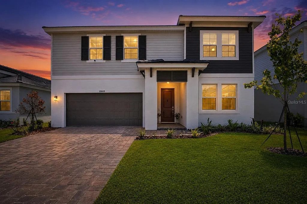 6 bed, 4.0 bath, 3357 sqft, $4,650 — Photo 2