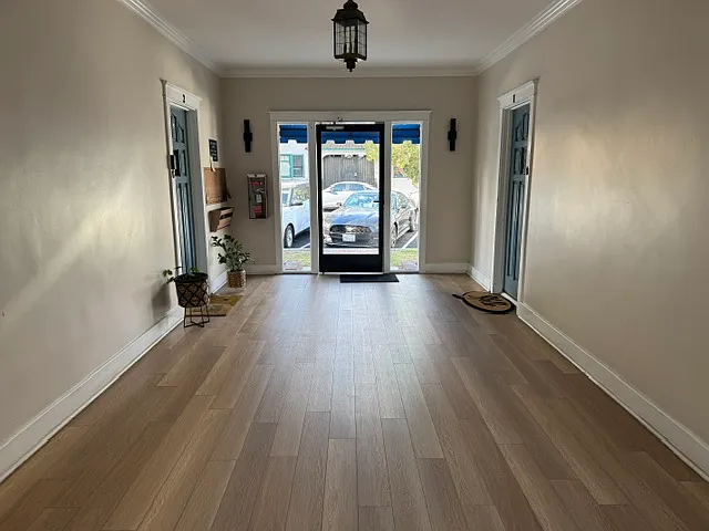 1835 E 1st St #3 — Photo 3