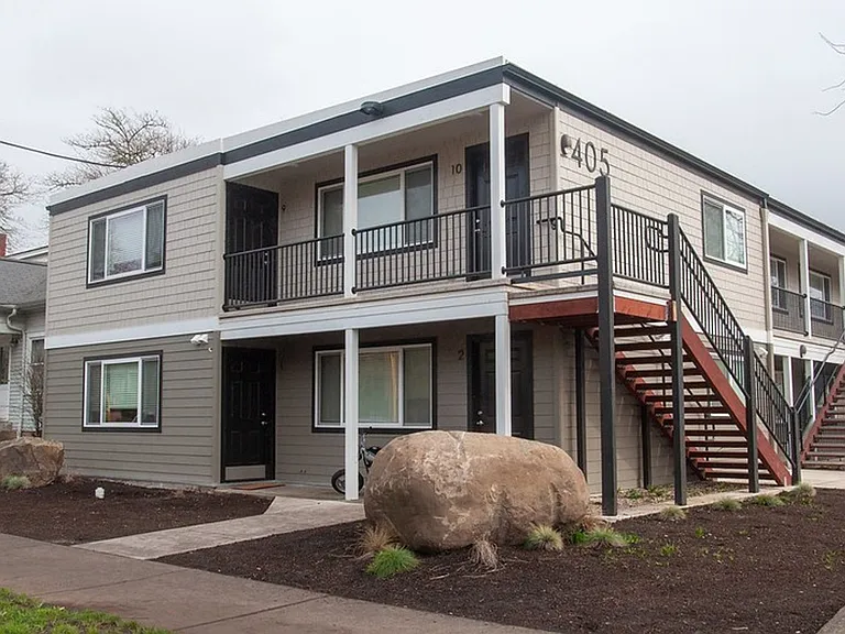405 East 14th Ave — Photo 3