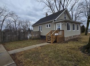 2127 River Dr, Lincoln Park, MI