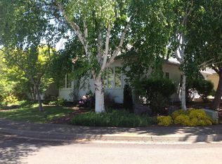 198 N Wightman St, Ashland, OR 97520