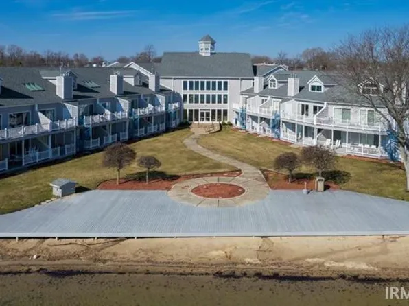 319 E Jefferson St, Culver, IN 46511