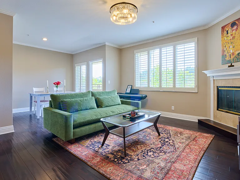 22681 Oakgrove — Photo 2