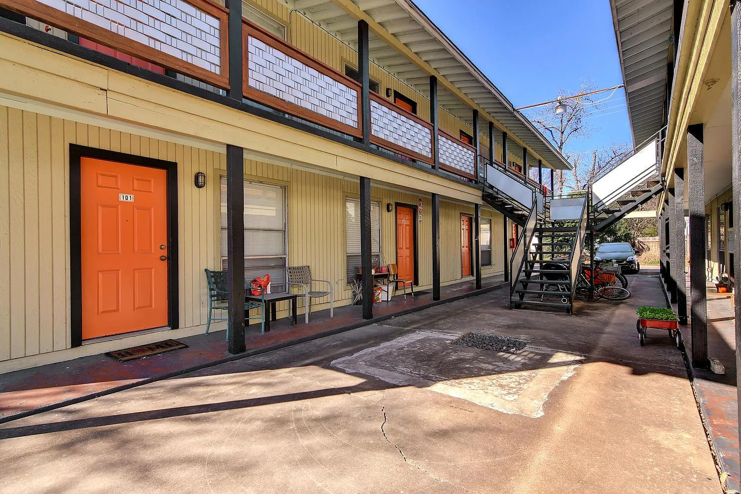 1 bed, 1.0 bath, 600 sqft, $1,025 — Photo 4