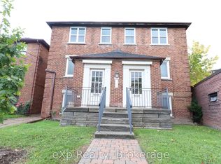 875 Millwood Rd #3B, Toronto, ON M4G 1W8