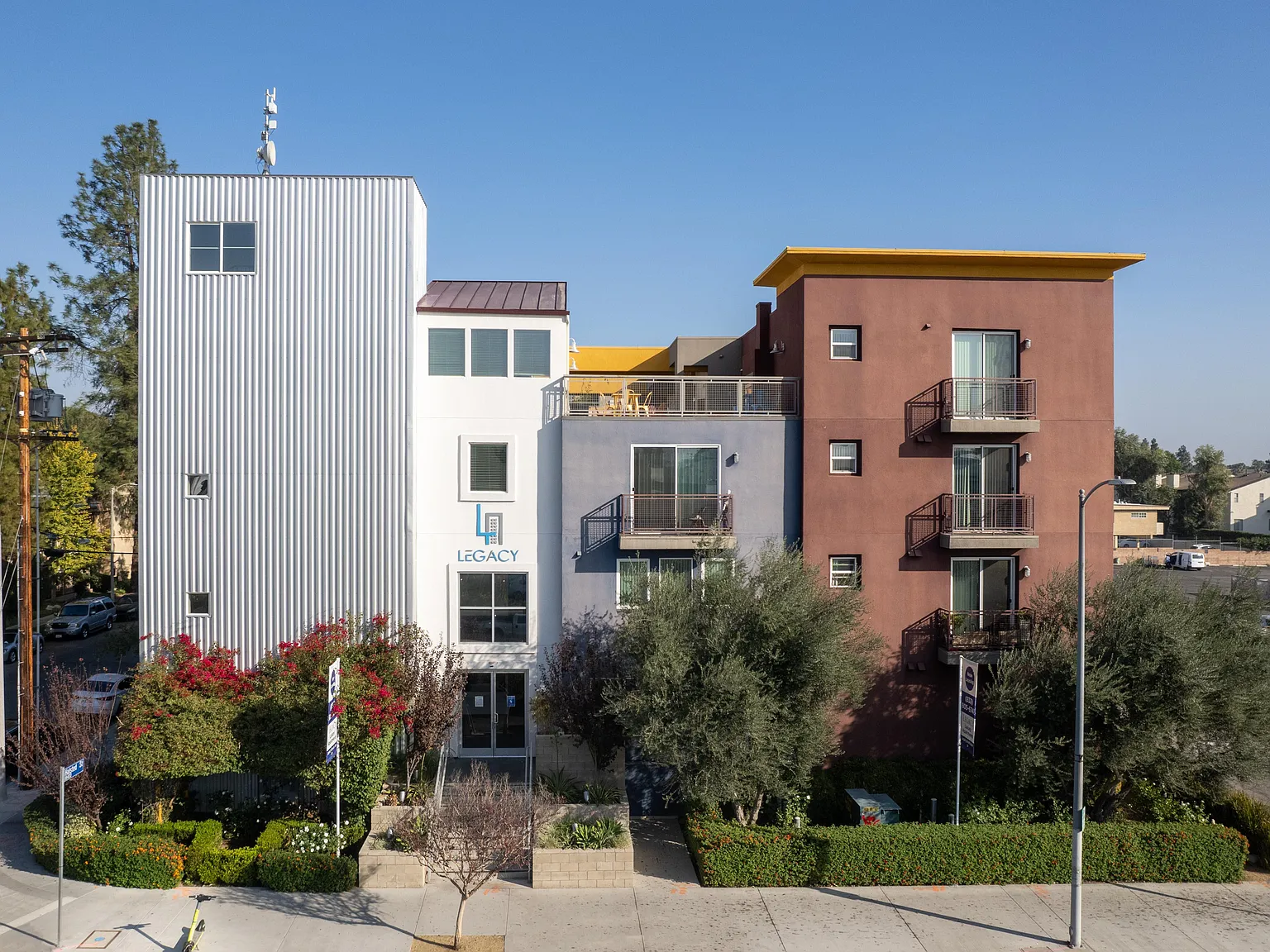 Legacy Northridge — Photo 1