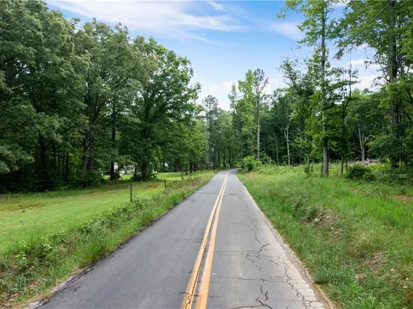 4537 Everett Springs Rd NE, Armuchee, GA 30105