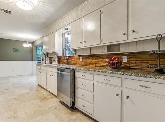 5th image of 6332 Tosca Dr
