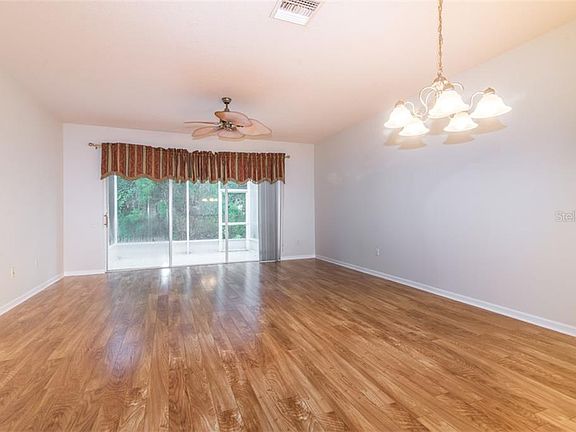 3rd image of 2728 Conch Hollow Dr