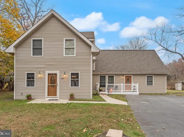 315 Laurel Ave, Williamstown, NJ 08094