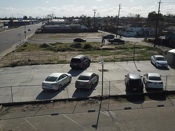 4th image of 210 Dr Martin Luther King Jr Blvd